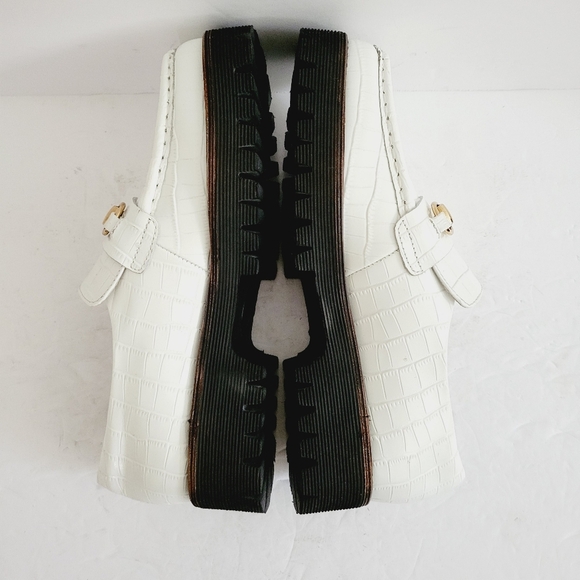 New INTENNTENTIONALLY BLANK Women’s Loafer White Croc Embossed Leather, Size 9 - Picture 6 of 9